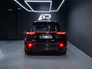 Porsche Cayenne 2022