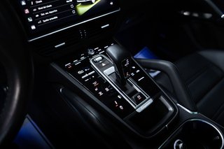Porsche Cayenne 2022