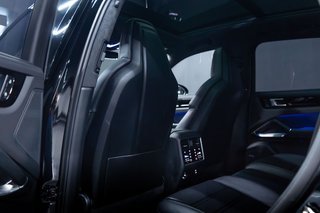 Porsche Cayenne 2022