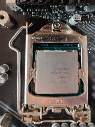 Intel i5-9600K y Placa Gigabyte Z390 Gaming X