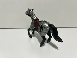Caballo Medieval Simba con armadura