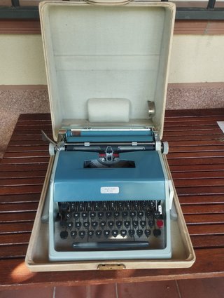 Olivetti Studio de Luxe Máquina de Escribir