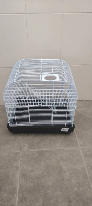 Jaula para hámster con accesorios