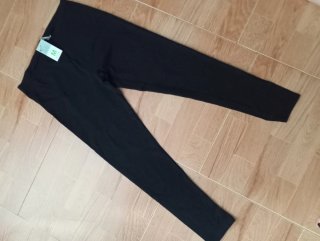 Legging Negro Talla M/L (Nuevo con etiquetas!)