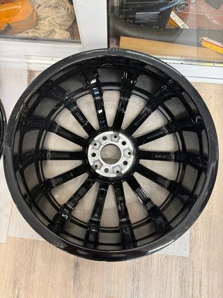 Llantas Mercedes-AMG 20” Originales