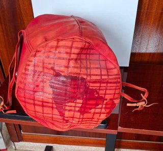Bolso piel suave rojo (necesita tinte)