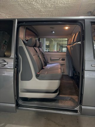 Volkswagen Transporter T6 2012