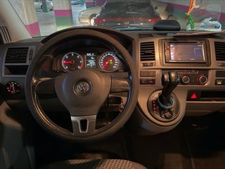 Volkswagen Transporter T6 2012