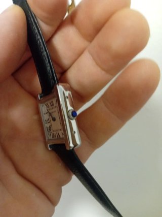Reloj Cartier pequeño