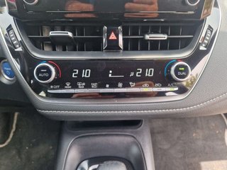 Toyota Corolla 1.8 125H ACTIVE TECH