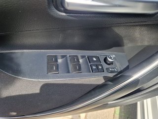 Toyota Corolla 1.8 125H ACTIVE TECH