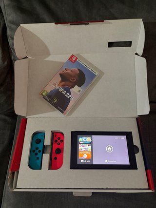 Nintendo Switch FIFA 22 Edición Esencial