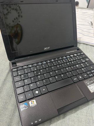 PRECIO NEGOCIABLE!! Portátil Acer Aspire One