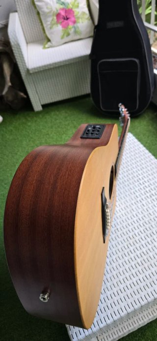 Guitarra Electroacústica Martin