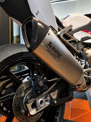 BMW S1000RR Pack M