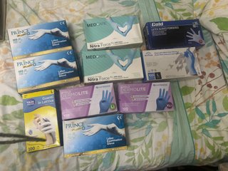 Lote 10 cajas  Guantes Desechables Varios