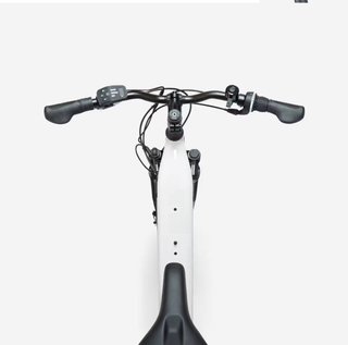 Bicicleta Eléctrica Trekking Rockrider