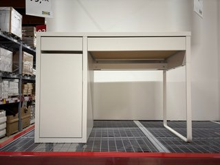 Escritorio IKEA Micke blanco