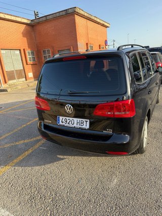 Volkswagen Touran 2011