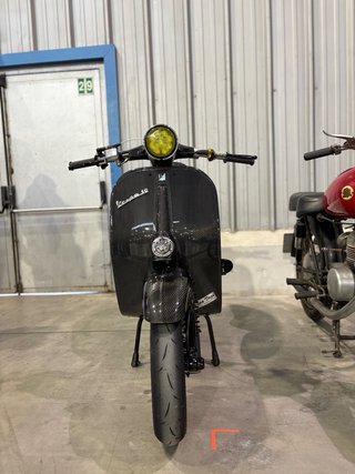 Vespa Super 75 Carbono 1976