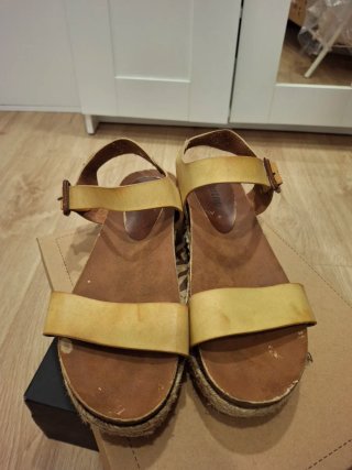 Sandalias Mustang Beige/Marrón Talla 39