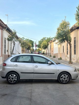 SEAT Ibiza ¡99.000KMS!