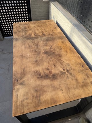 Mesa moderna metal y madera