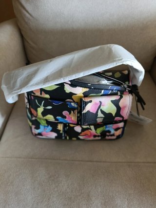 Bolso Desigual estampado floral.