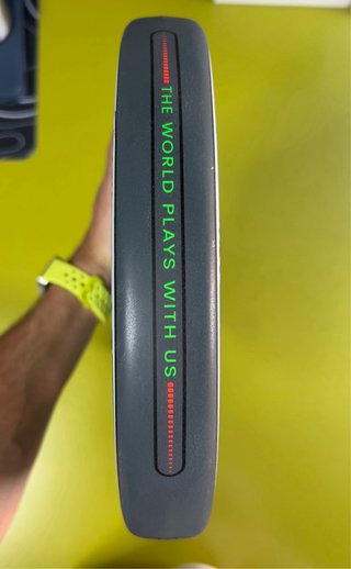 Pala de Padel Royal Padel Whip 25