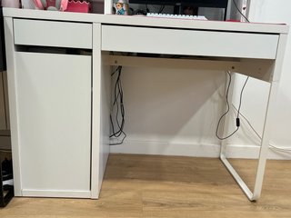Escritorio Ikea Micke con Módulo