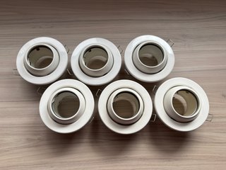 Aros de empotrar blancos