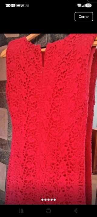 Vestido rojo de encaje