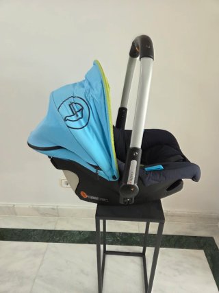 Conjunto Carro Bebé Jane Azul + Maxi-Cosi + Capazo
