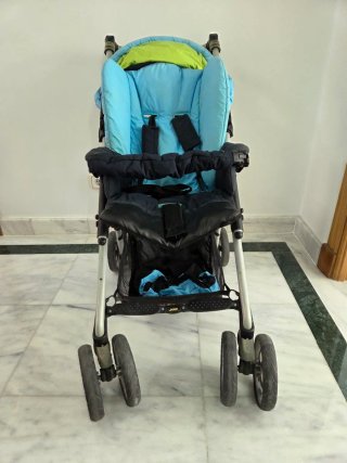 Conjunto Carro Bebé Jane Azul + Maxi-Cosi + Capazo