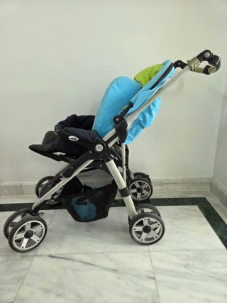 Conjunto Carro Bebé Jane Azul + Maxi-Cosi + Capazo