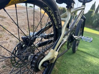 Bicicleta CHASE BMX Race 20”. Aluminio. Pumptrack
