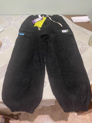 Pantalón negro