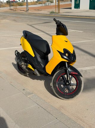 Yamaha Jog RR Agua