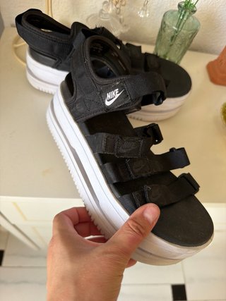 Sandalias Nike Plataforma Negras