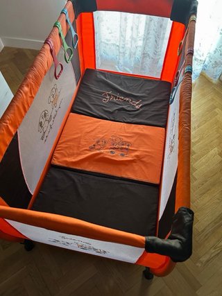 Cuna de viaje para bebé