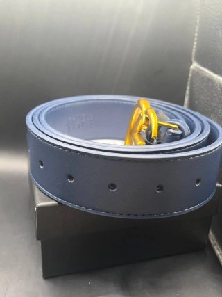 Cintura Gucci GG Marmont in Pelle Blu Notte