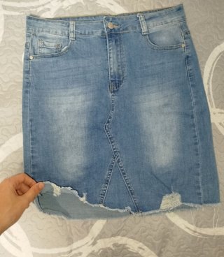Falda vaquera desgastada Talla 44