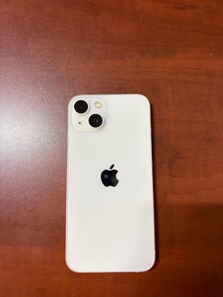 iPhone 13 128GB, 89% salud de bateria, con cable