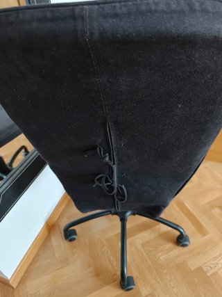 Silla para escritorio negra con ruedas