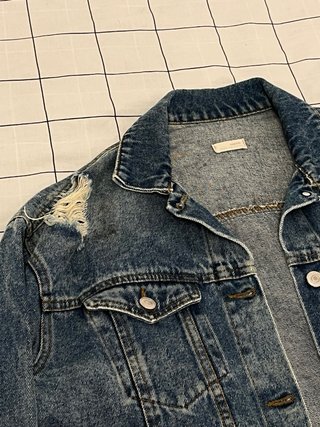 Chaqueta vaquera Okeysi estilo desgastada mujer