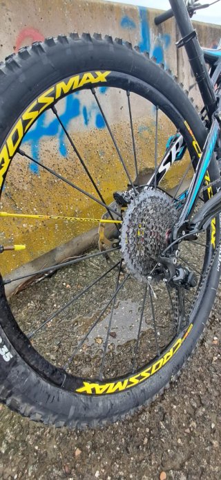 Bicicleta Specialized Full Suspension 2016