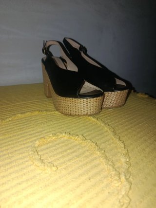 Ciabatte marca primadonna nere con zeppa