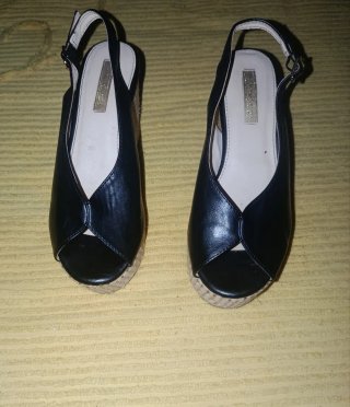 Ciabatte marca primadonna nere con zeppa