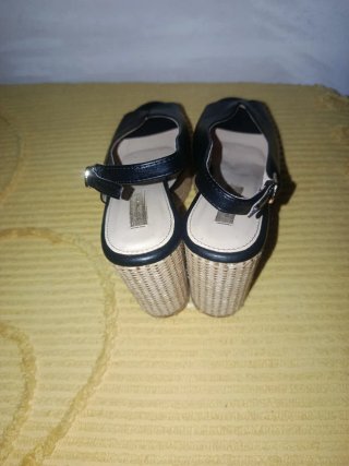 Ciabatte marca primadonna nere con zeppa