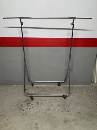 Perchero Cromado Plegable Profesional